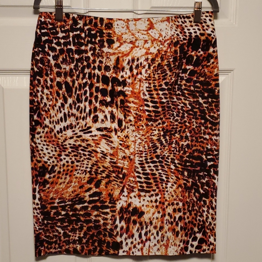 Attyre Animal Print Pencil Skirt